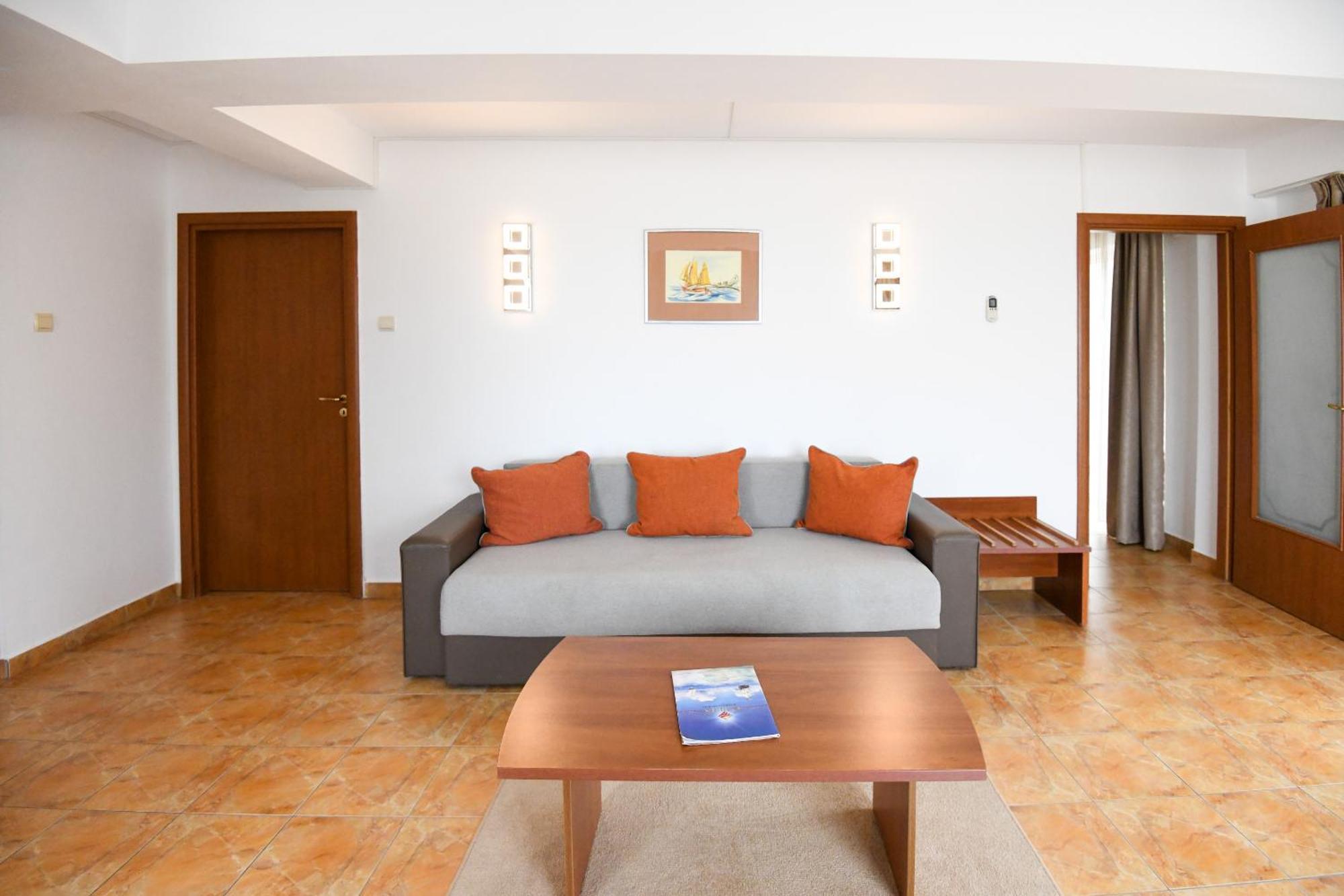 Complex Modern All Inclusive Mamaia Luaran gambar