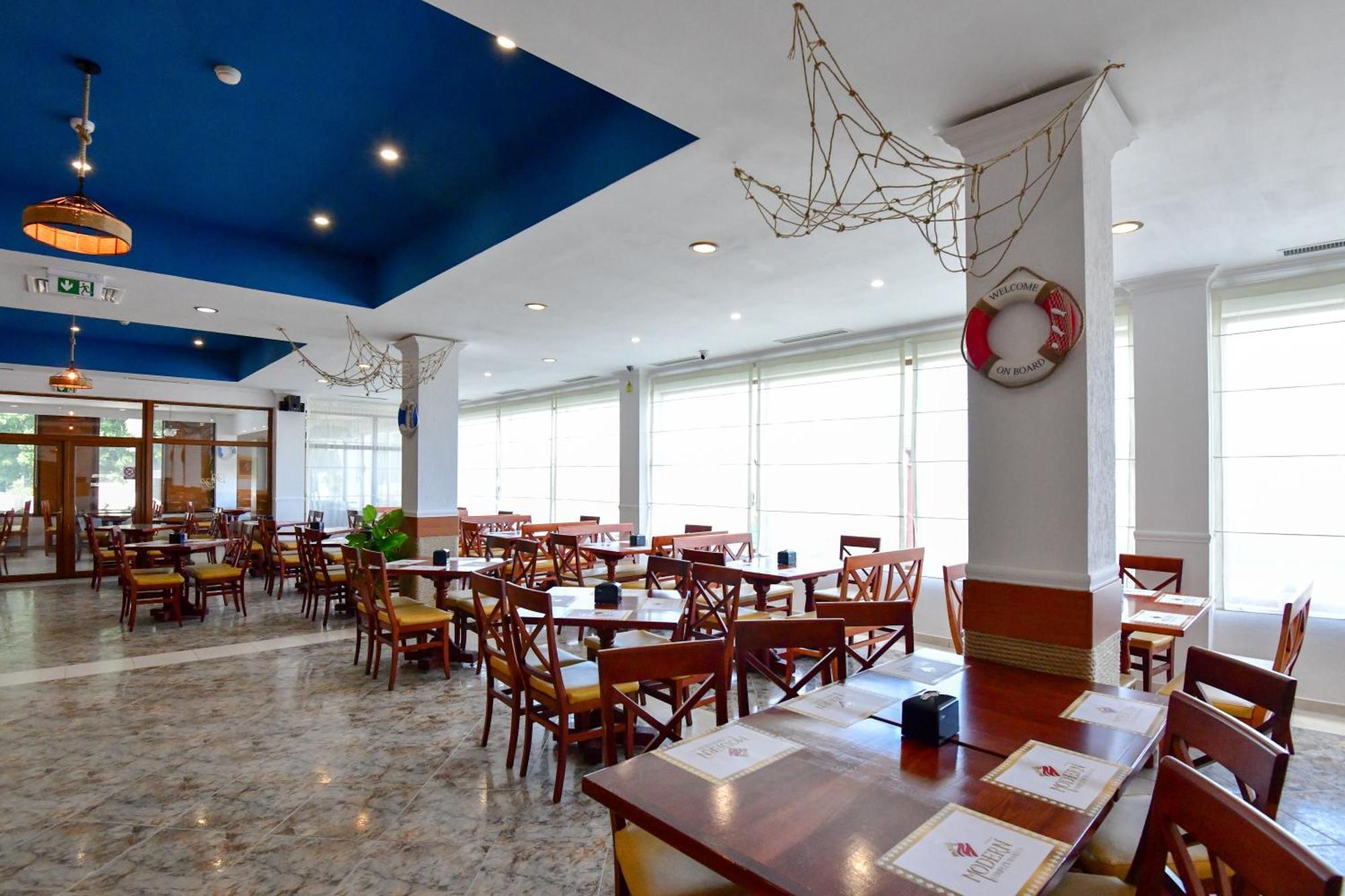Complex Modern All Inclusive Mamaia Luaran gambar