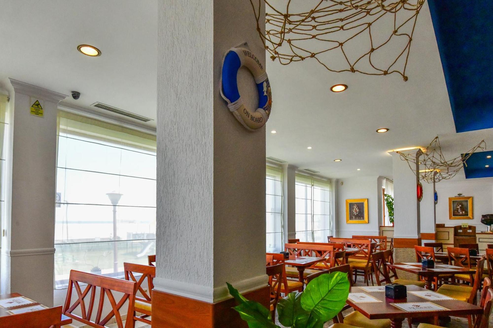 Complex Modern All Inclusive Mamaia Luaran gambar